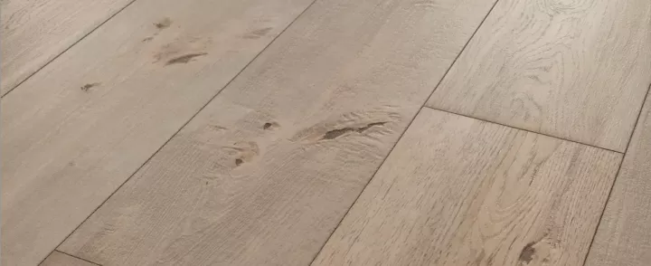 Laminate - Embossed Med | Columbus Carpet